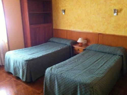 โอสตัล เลอ วินเทจ Hotel อาบีลา ภายนอก รูปภาพ